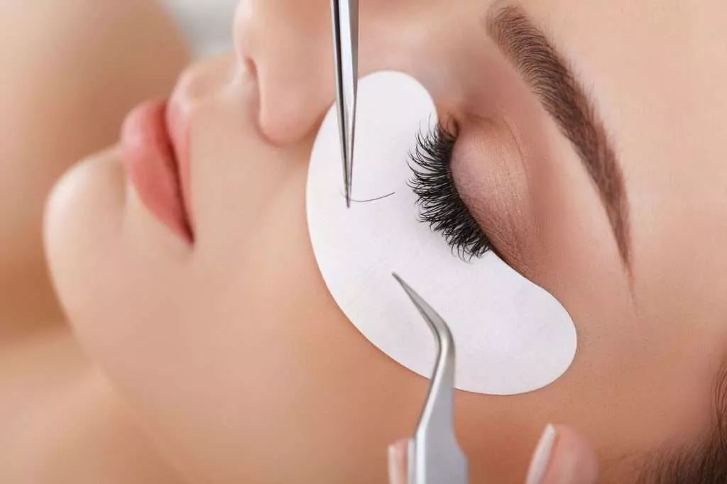 Benefits Of Eyelash Extensions You Must Know